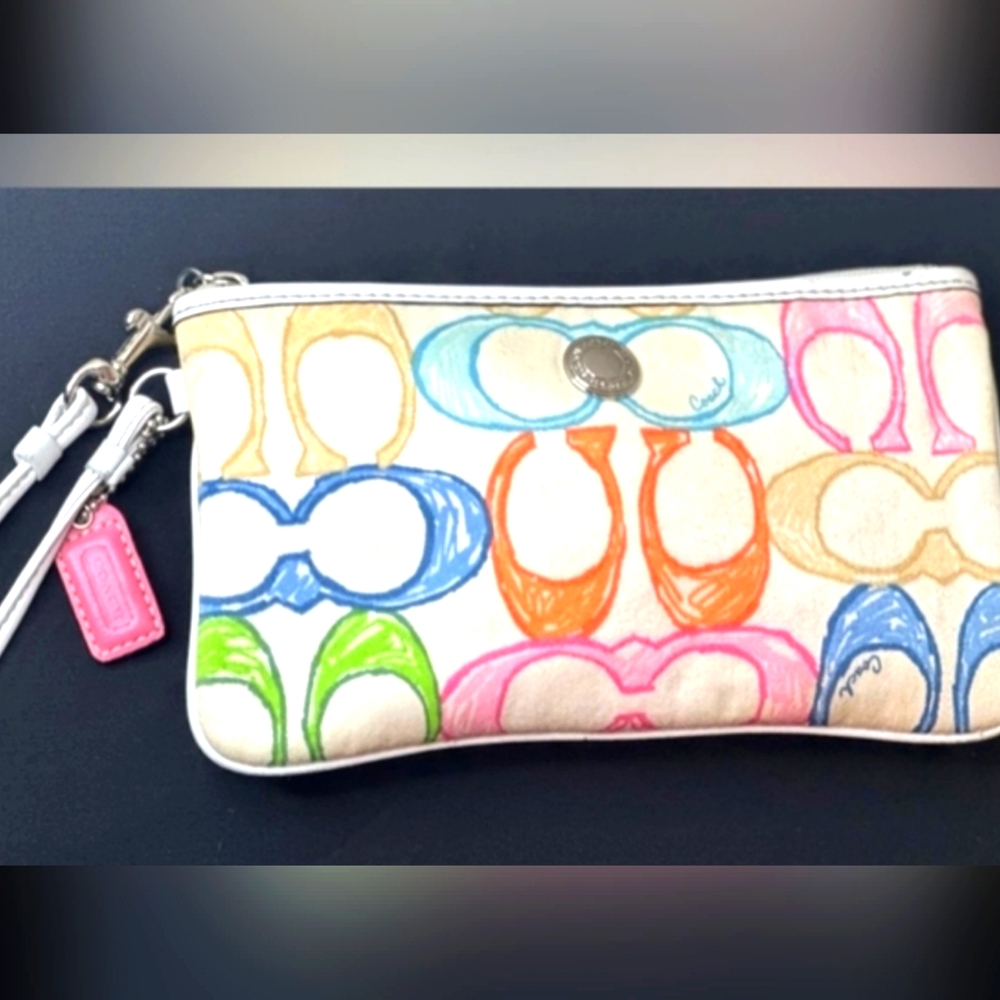 COACH HAMPTON SCRIBBLE 1941 VINTAGE WRISTLET 9.5 x 6